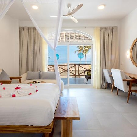 Royal Mandarin Hotel & Resort 프와니 음찬가니 외부 사진